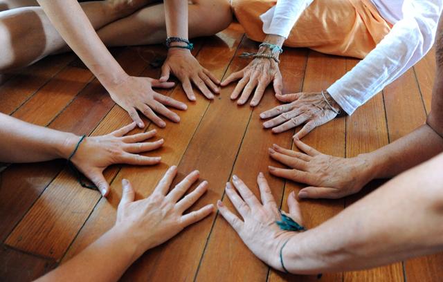 circle of hands